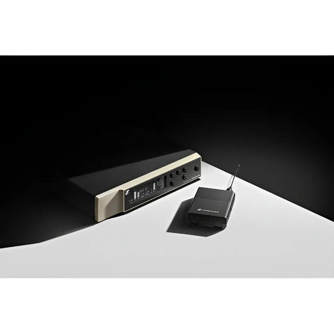 Sistema Inalámbrico Básico Sennheiser Ew-d Sk Base Set S17 Color Negro