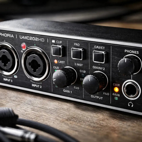 Kit P/grabación C/interfaz Behringer U-phoria Studio Pro Negro