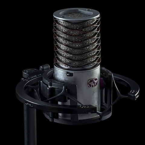 Soporte Para Micrófono Aston Swift Negro, Con Suspensión Universal Antivibración