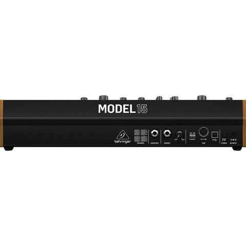 Behringer Model 15  Sintetizador Analógico Semi-modular Eur