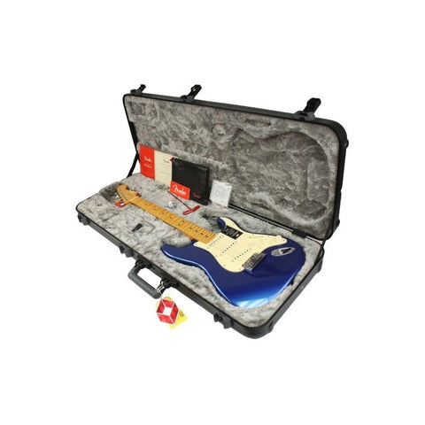 0118012795 Fender American Ultra Stratocaster Eléctrica Color Azul