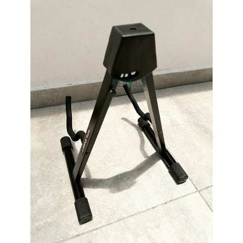Atril Guitarra Ajuste De Gatillo Klingt Klt 006 Guitar Stand Negro