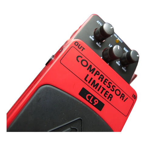 Pedal Behringer Compressor Limiter Cl9 Color Rojo