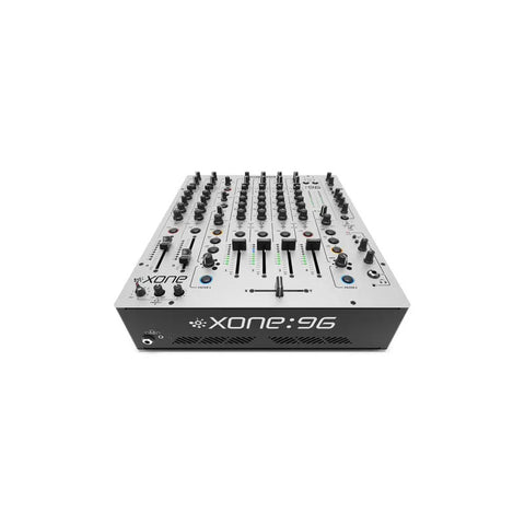 Consola Mezcladora Allen & Heath Xone: 96 6 Canales Trs
