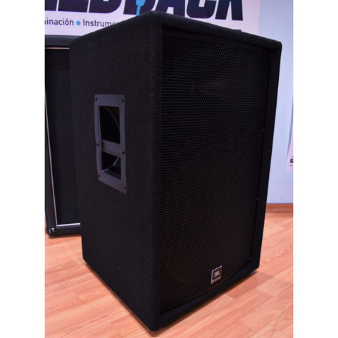 Bafle Pasivo De 1 Bocina De 15  2 Vías Jbl Jrx215 Negro