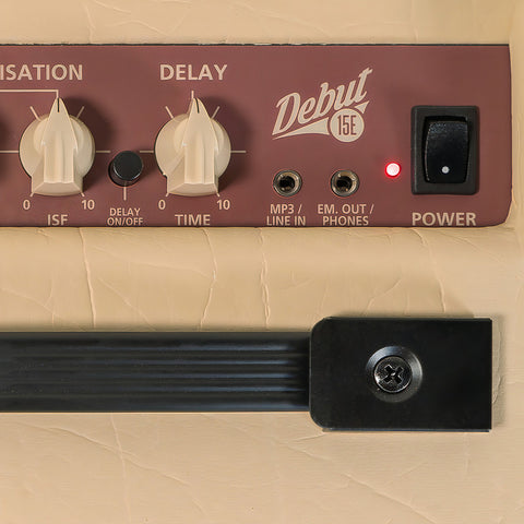 Combo De 15 Watts Para Guitarra Blackstar Debut 15e Color Crema