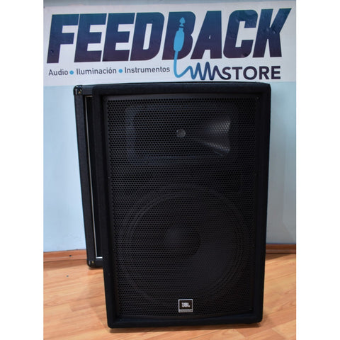 Bafle Pasivo De 1 Bocina De 15  2 Vías Jbl Jrx215 Negro