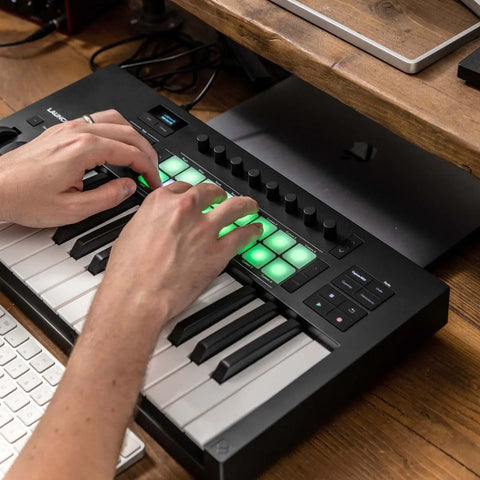 Novation Launchkey 37 Mk4