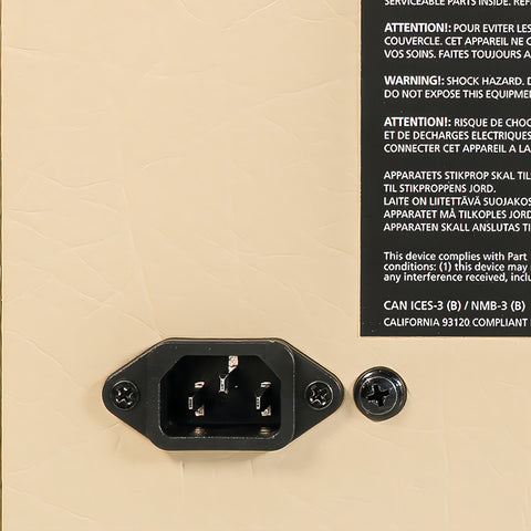 Combo De 15 Watts Para Guitarra Blackstar Debut 15e Color Crema