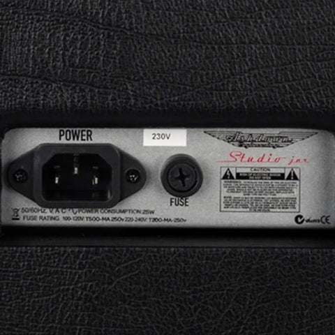 Amplificador Combo Para Bajo 15w Ashdown Studio Junior Negro/gris