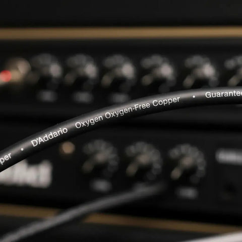 Cable Guitarra Bajo Angulado 3 Metros D'addario Pw-aglra-10
