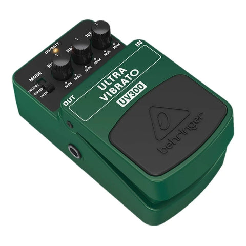 Pedal Ultra Vibrato Para Guitarra, Behringer Uv300 Verde