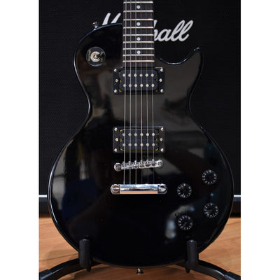 Paquete De Guitarra Electrica  Bellator Egp10wlp-bk