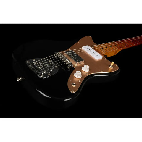 Guitarra Tipo Jaguar Negra Dorado Jet Guitars Jj-350 Bgt Diestro Negro Maple