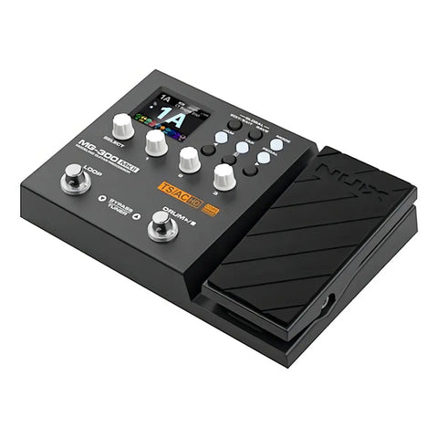 Pedalera Multiefectos Para Guitarra Eléctrica Nux Mg-300 Mkii Color Negro