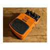 Behringer Sf-300 Pedal Super Fuzz Color Naranja Para Instrumento