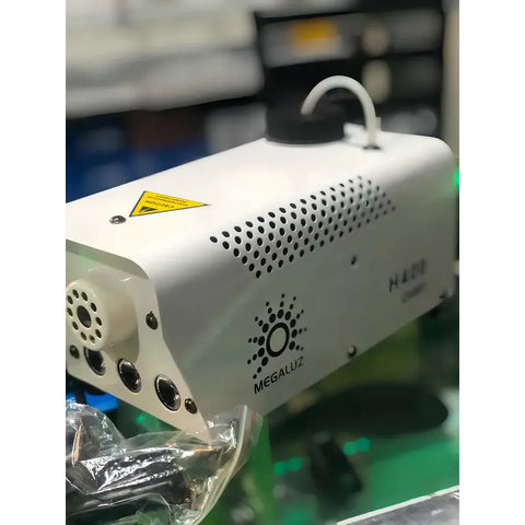 Maquina De Humo Leds Rgb Control Remoto Inalambrico Megaluz Color Beige
