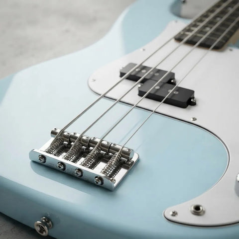 Bajo Mars Eléctrico Mod.   Bajo Pasivo P-bass Azul Pb-4 Diestro Azul Claro