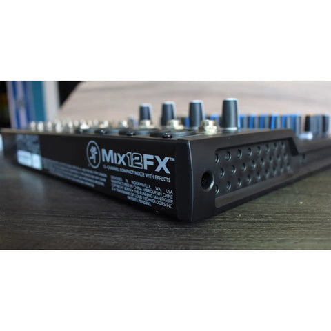 Mezcladora 12 Canales Compacta Con Efectos, Mackie Mix12fx