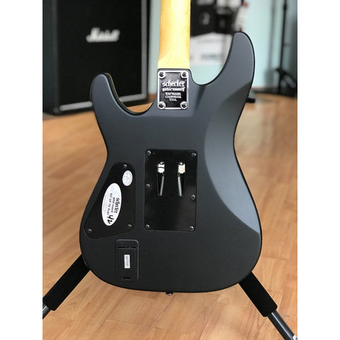 Guitarra Eléctrica Schecter Demon Series De Tilo Aged Black Satin Con Diapasón De Palo De Rosa